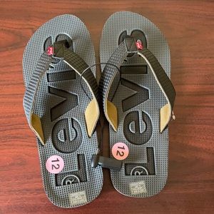 LEVI Slippers (BRAND NEW)